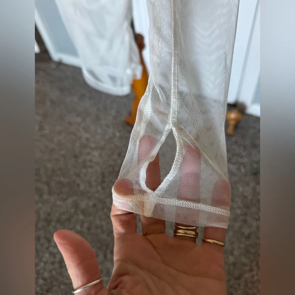 Free People Intimately Sheer White Long Sleeve Dress Tunic in size small - Image 3