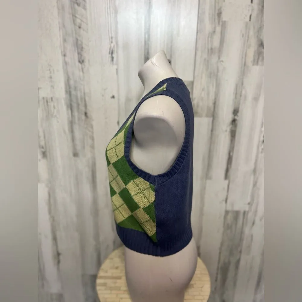 Green vest  - Image 4