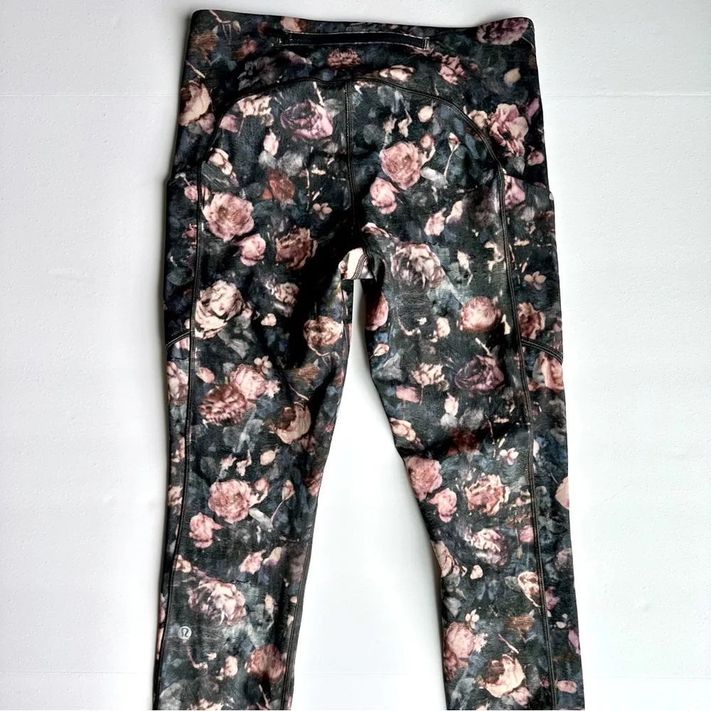 HTF Lululemon Fast and Free High-Rise Tight 25” Floral Dark Forest Size 6 (EUC) - Image 9