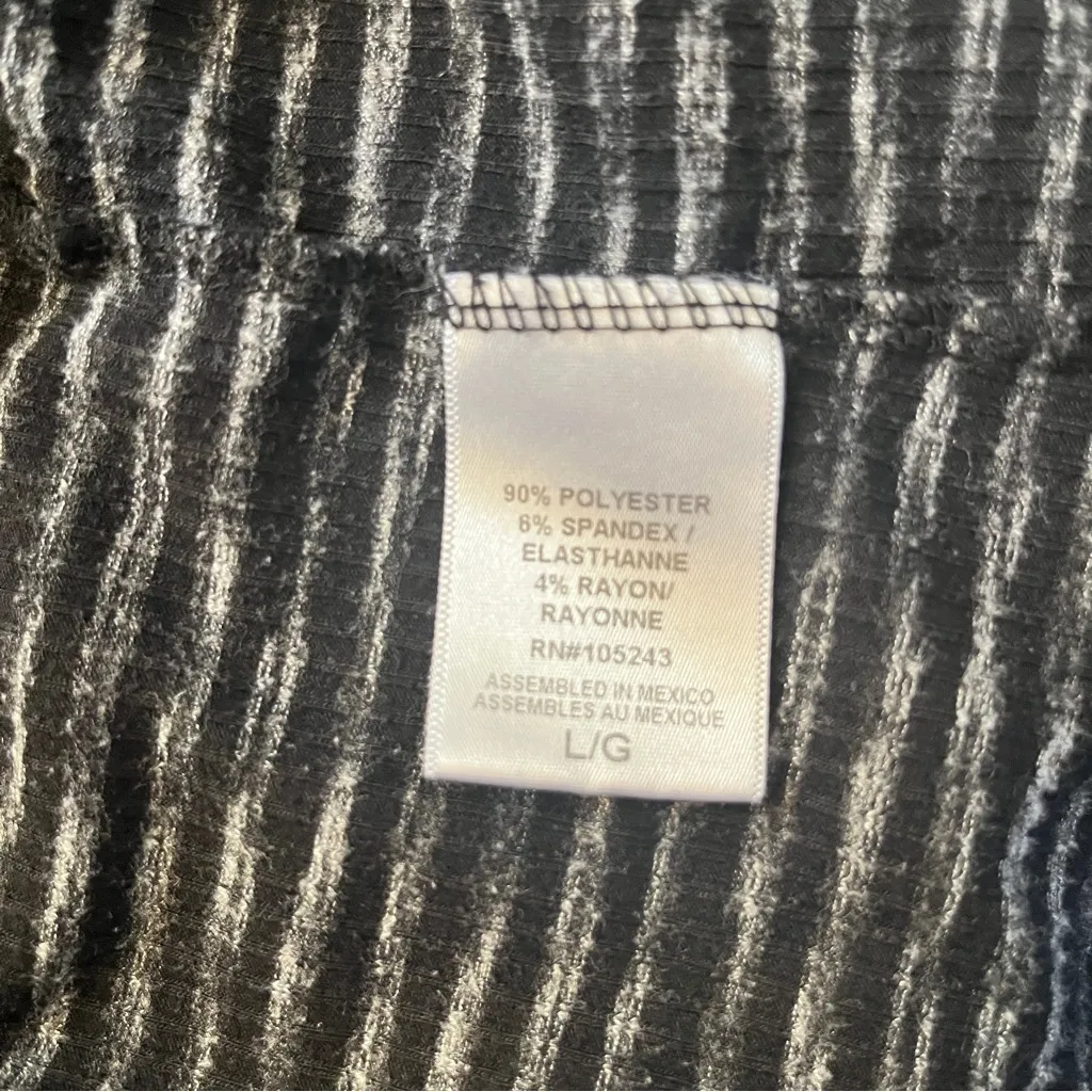 Bobeau Black and Gray Cowl Neck Sweater - Image 6