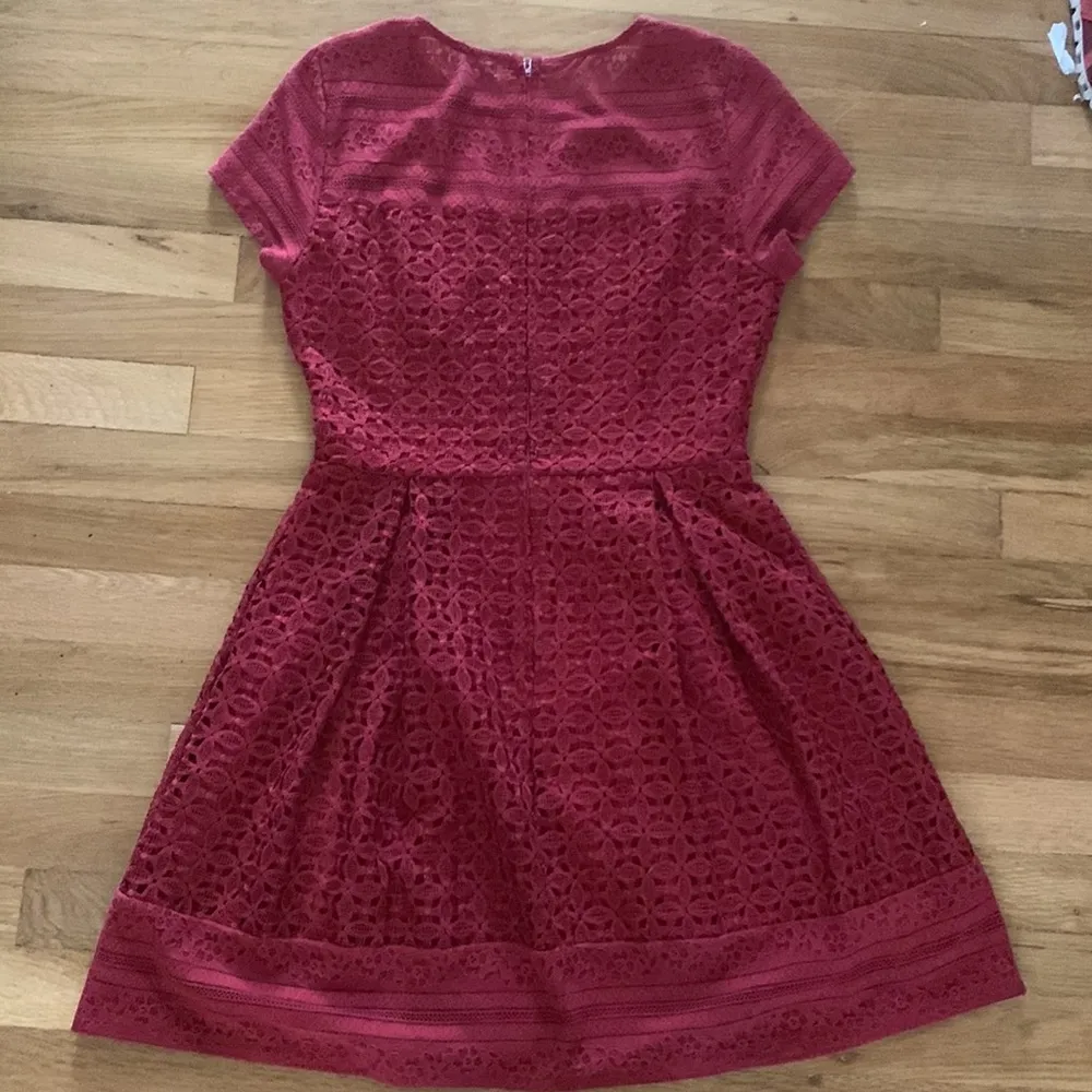 Beautiful burgundy/red midi dress - Image 2