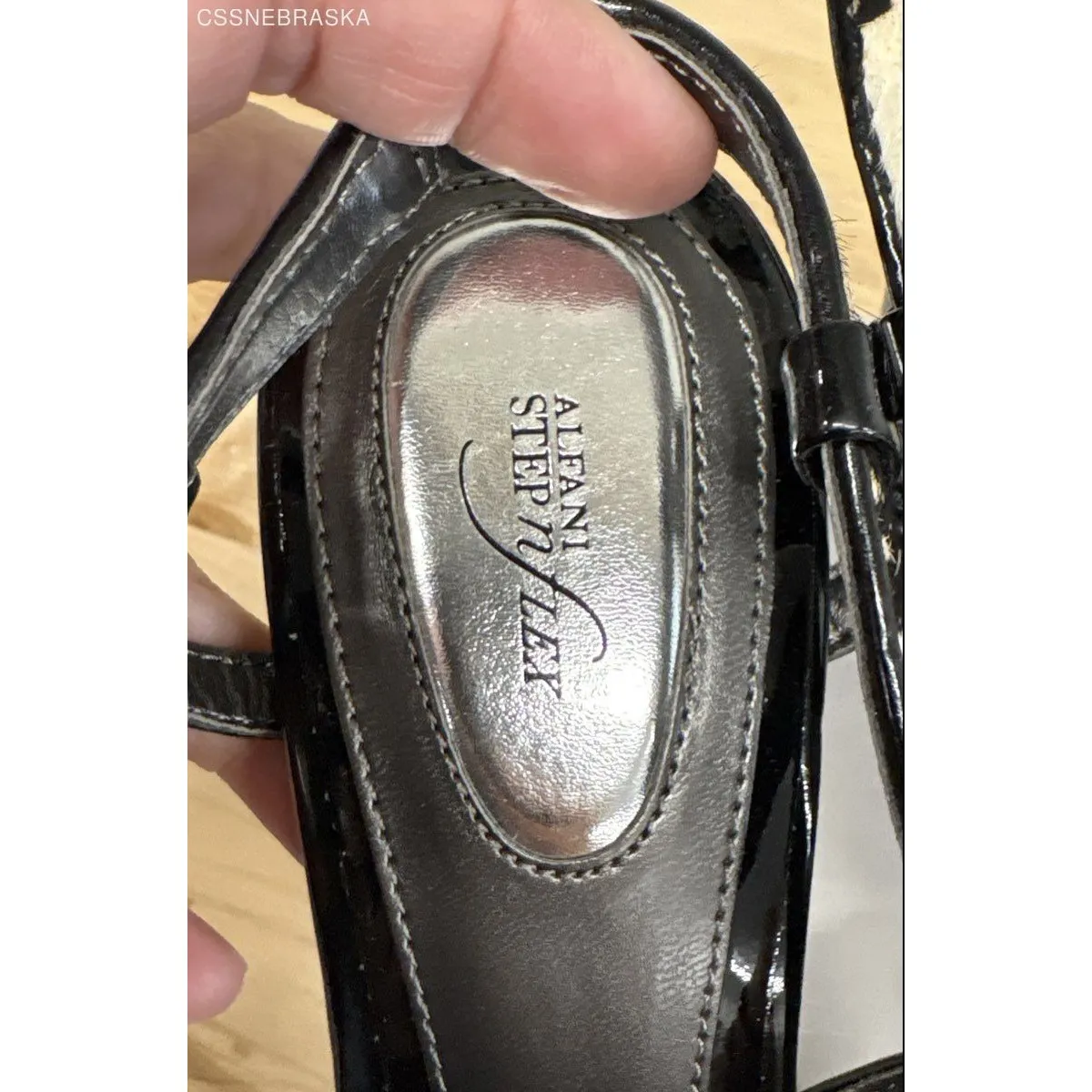 Alfani Black Women Shoes Black & Cream - Size 9M - Image 5