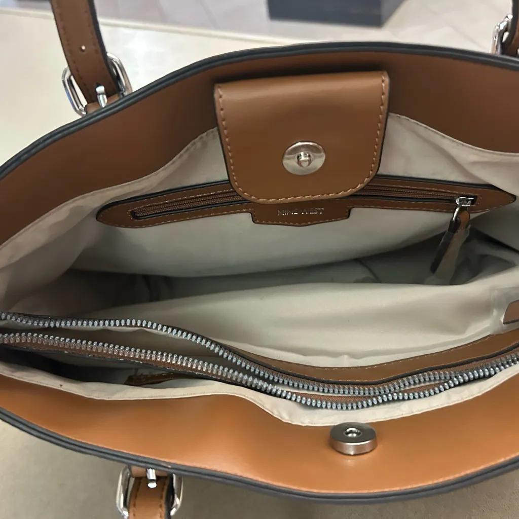 Nine West Brown Monogram Tote-NEW!! - Image 7