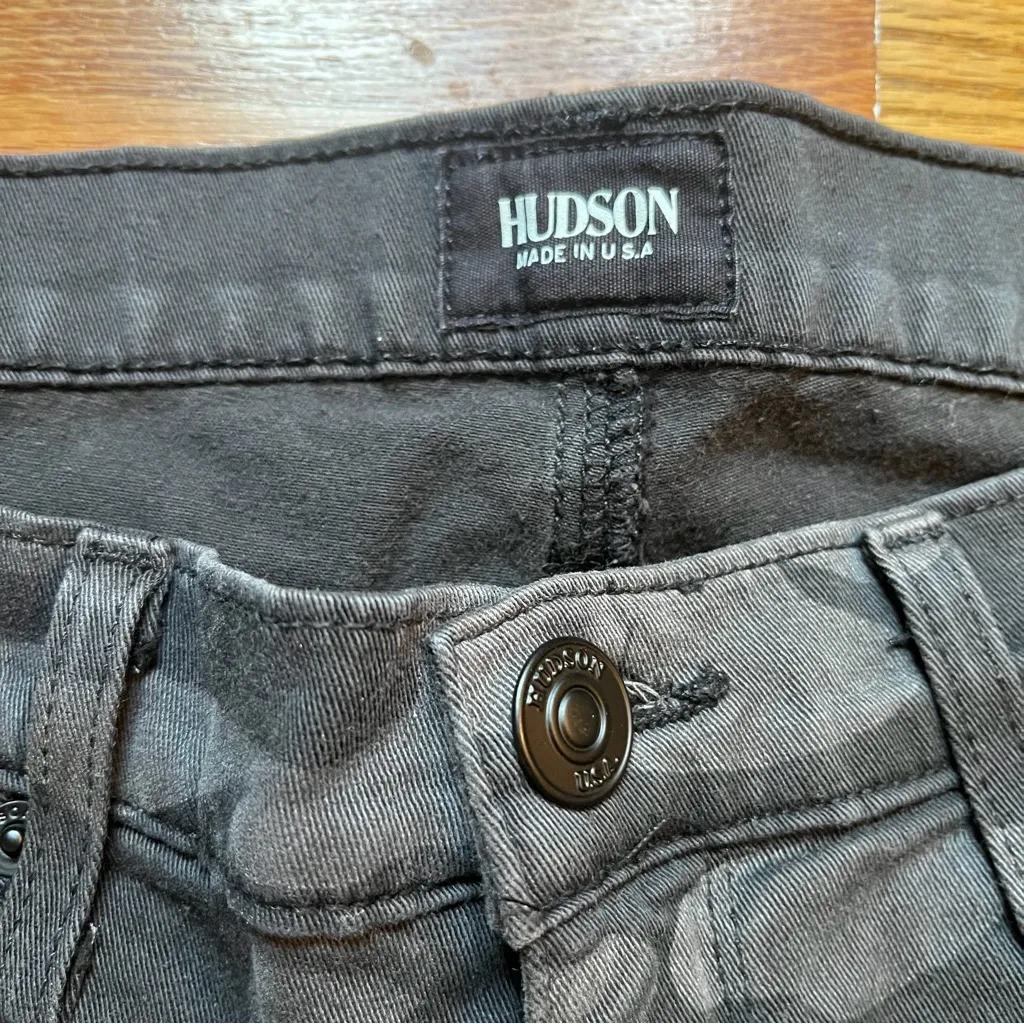 Hudson nico super skinny midrise camo print jean size 27 - Image 3