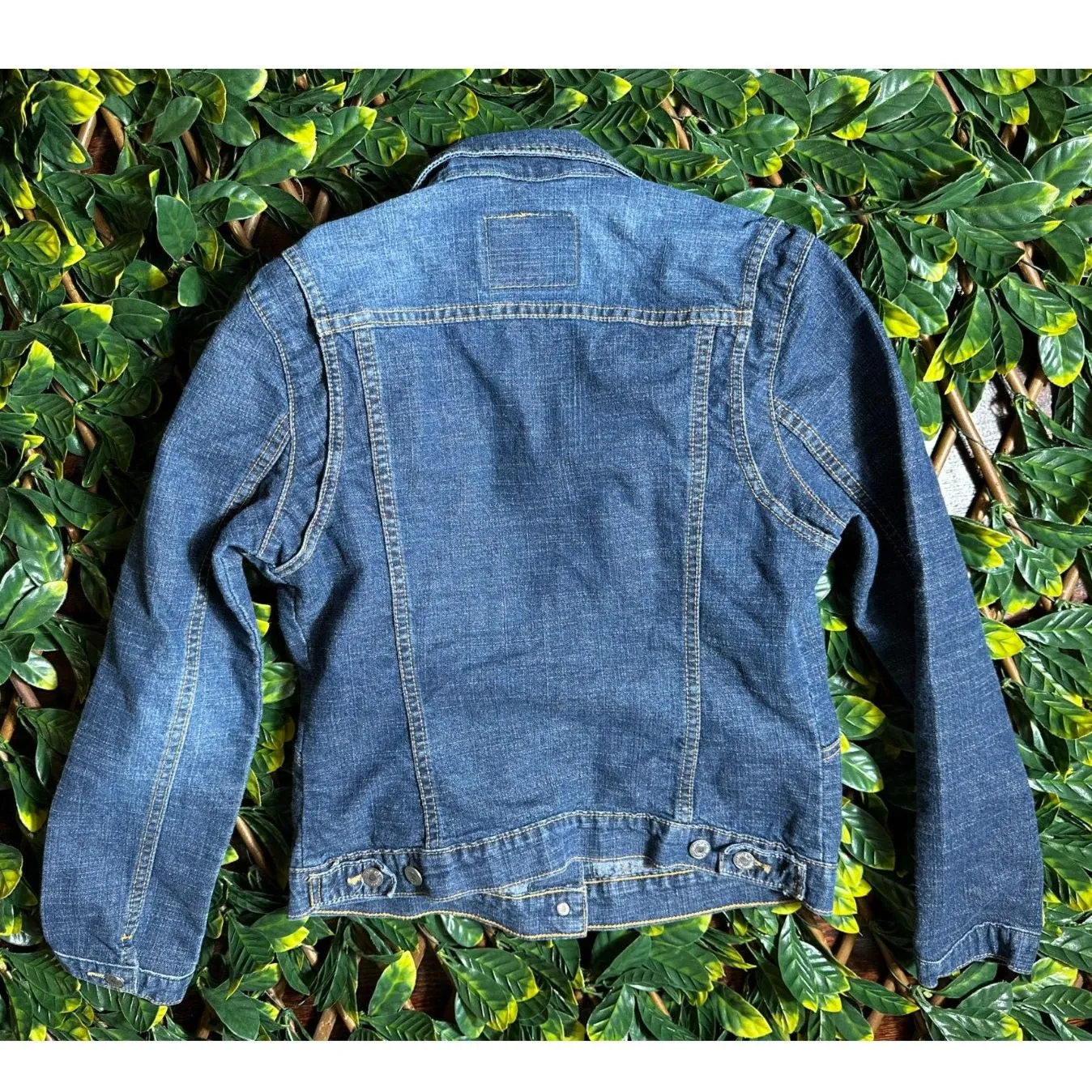 Levi Strauss & Co. Denim Button Up Jacket Size Medium Blue - Image 4