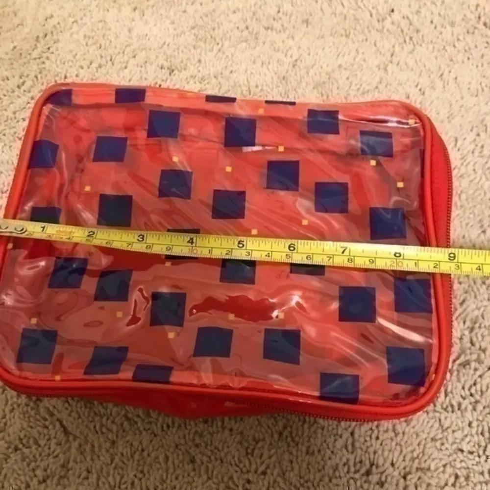 Liz Claiborne red cosmetic bag - Image 7