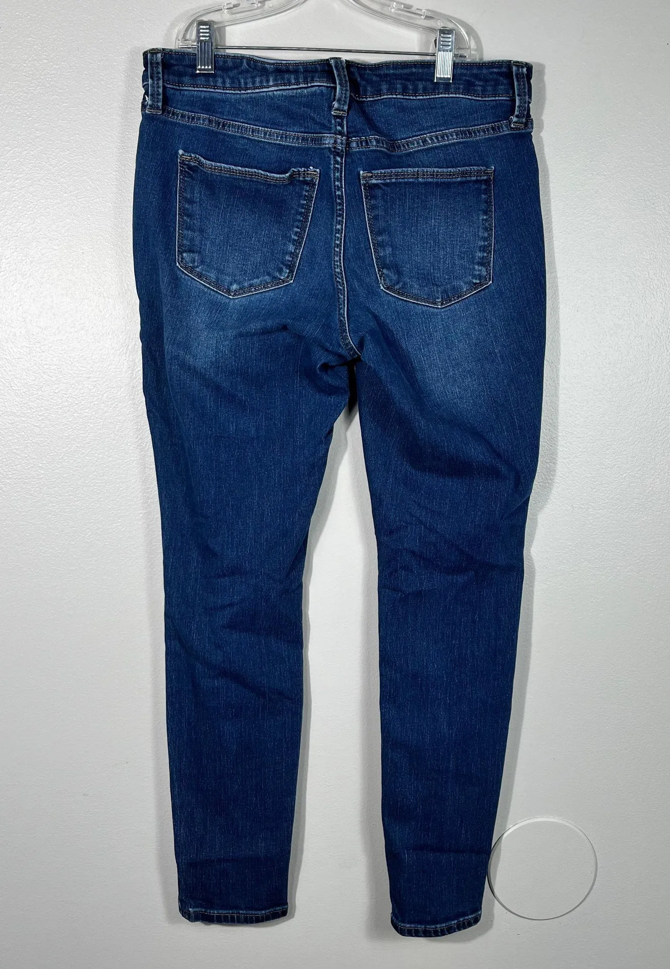 Universal Threads Universal Thread Women's Dark Wash Stretch Denim Mid Rise Leggings 6/28R Skinny - Image 5