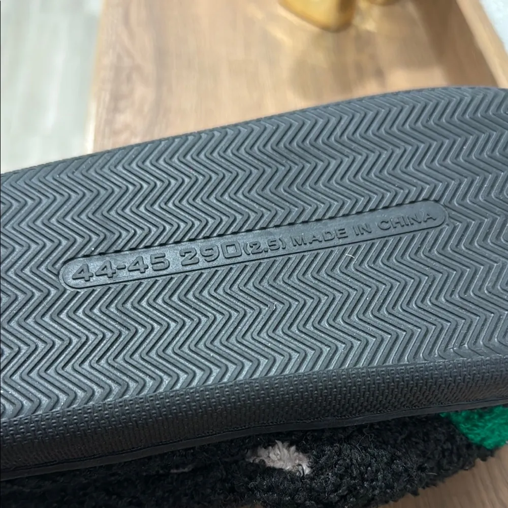 Playful Black and Green Alien Slip - Image 11