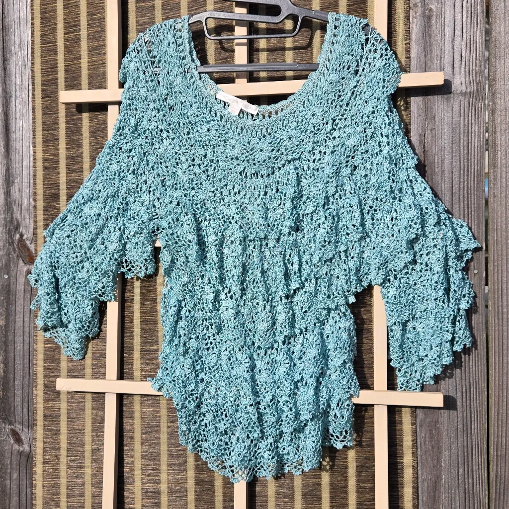 Boston Proper Crochet Turquoise/Green Top S - Image 2
