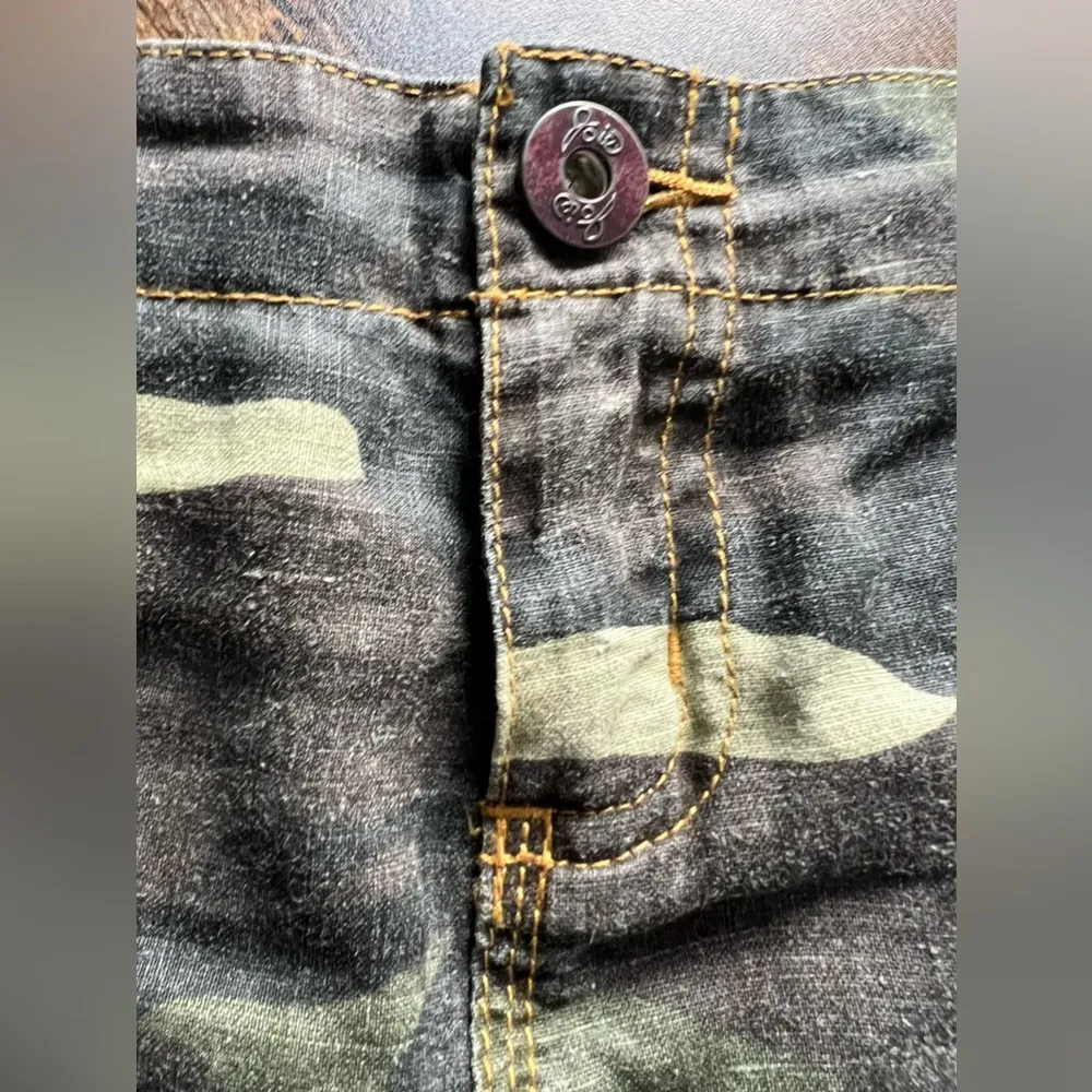 Joie  California | ladies linen camouflage skirt. Size: 4. - Image 4