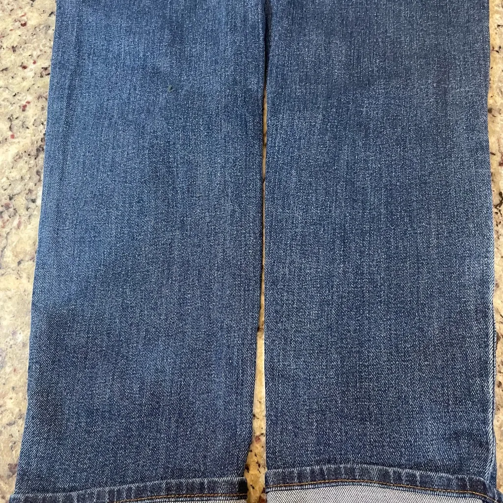 Women's Distressed Blue Jeans Size 8 - Image 5