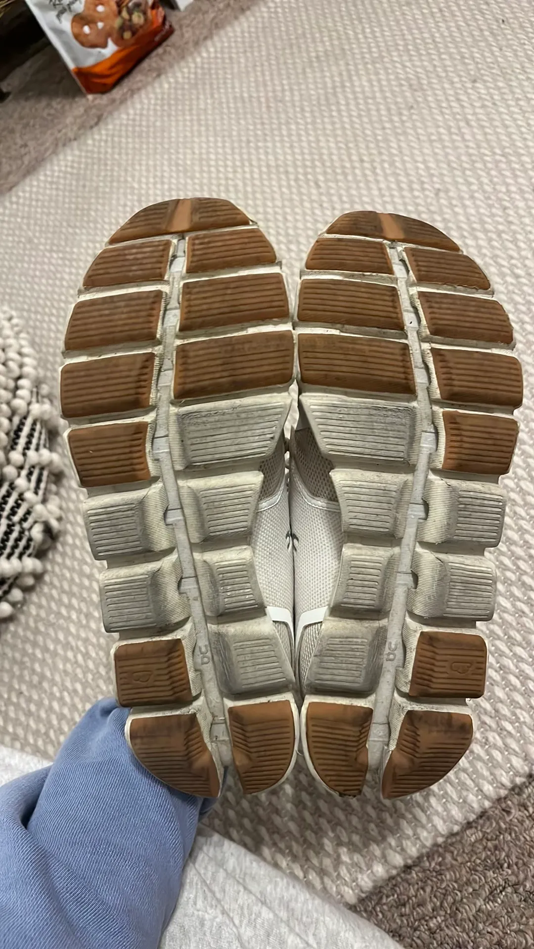 On Cloud  Tennis Shoes - Image 3