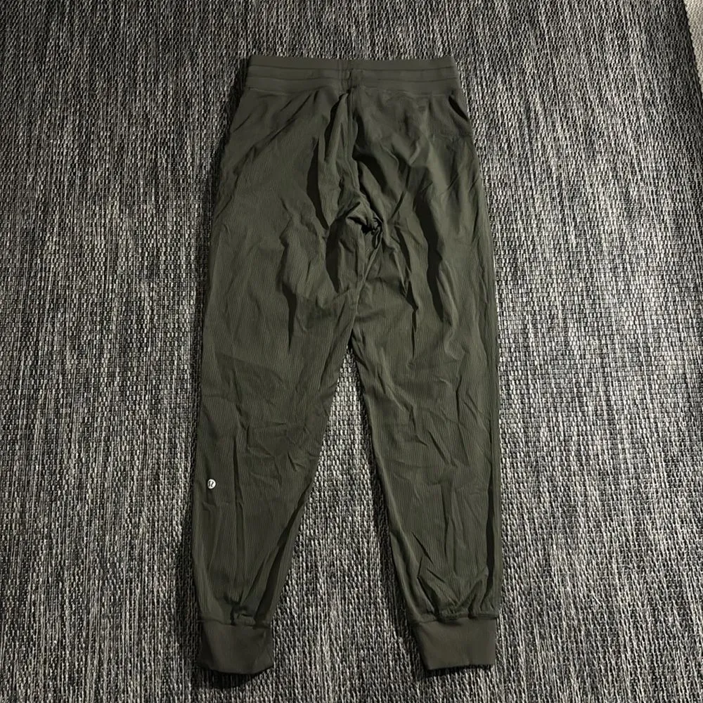Lululemon Dance Studio Jogger *28" - Image 2