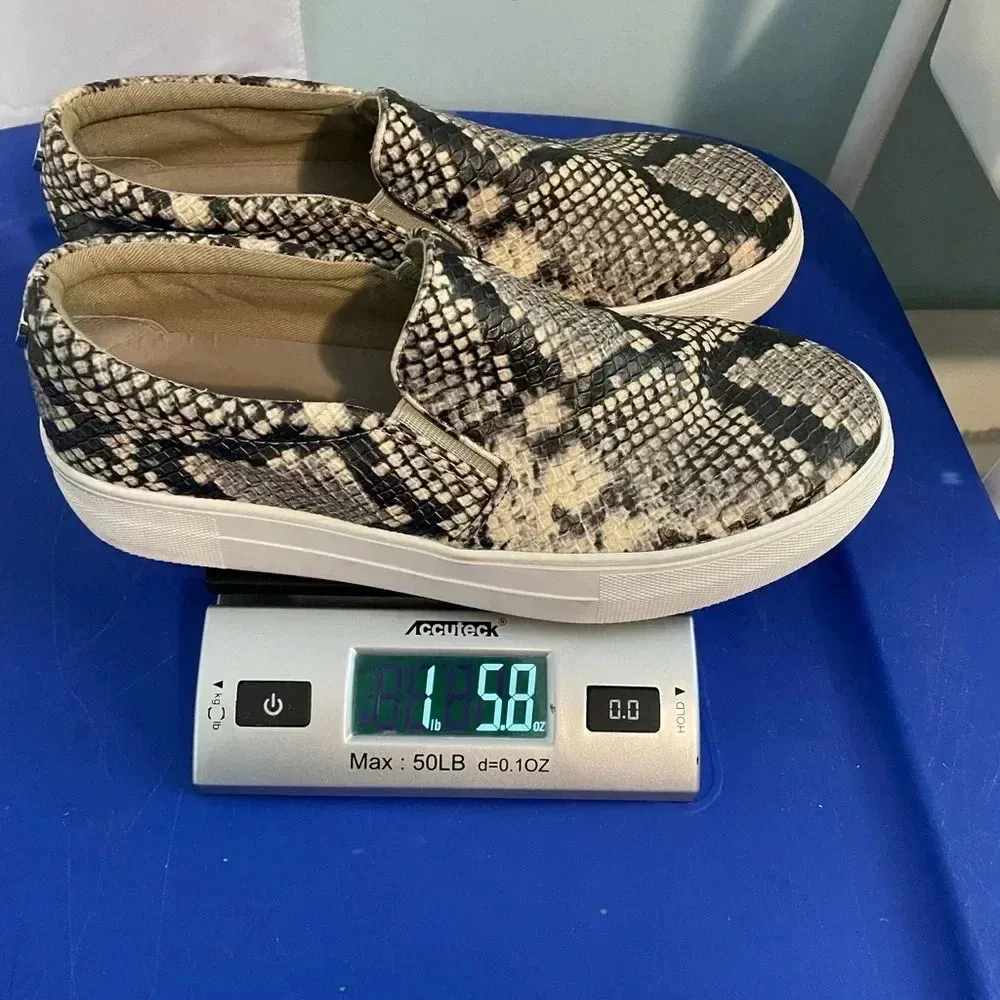 Steve Madden Snakeskin Platform Slip Ons‎ size 7 - Image 7