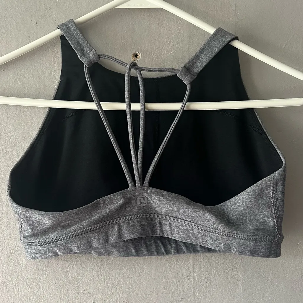 Lululemon Trinity Bra II Heathered Slate Gray Sports Bra Women's Size 6 - Image 2