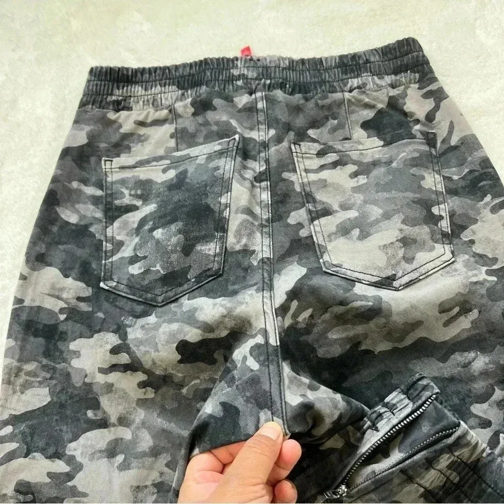 Spanx Stretch Twill Cargo Jogger Blackwash Camo Medium - Image 9