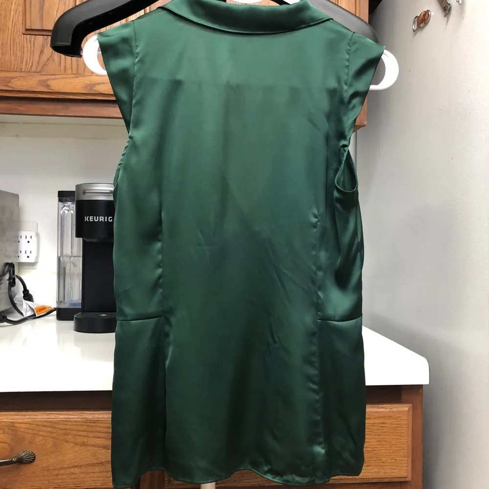 Ann Taylor Green silk blouse top Flounce Ruffle Petite 6 - Image 7