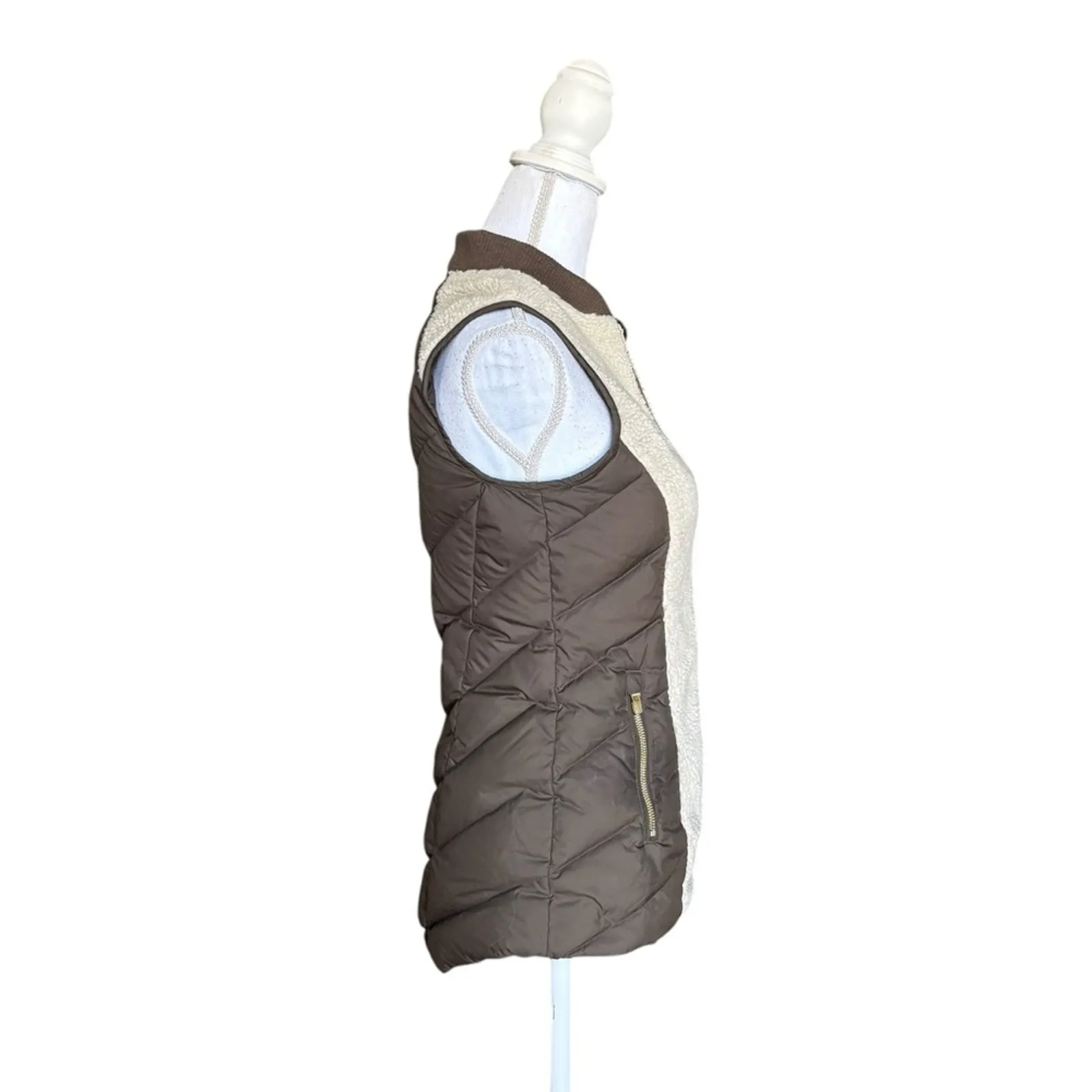 Athleta Responsible Down Tundra Vest- Size XXSmall - Image 4