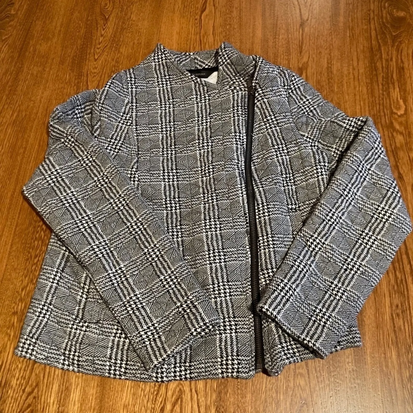 Banana Republic Factory Womens SP Grey Plaid Quilted Crop Moto Jacket Academia - Image 4