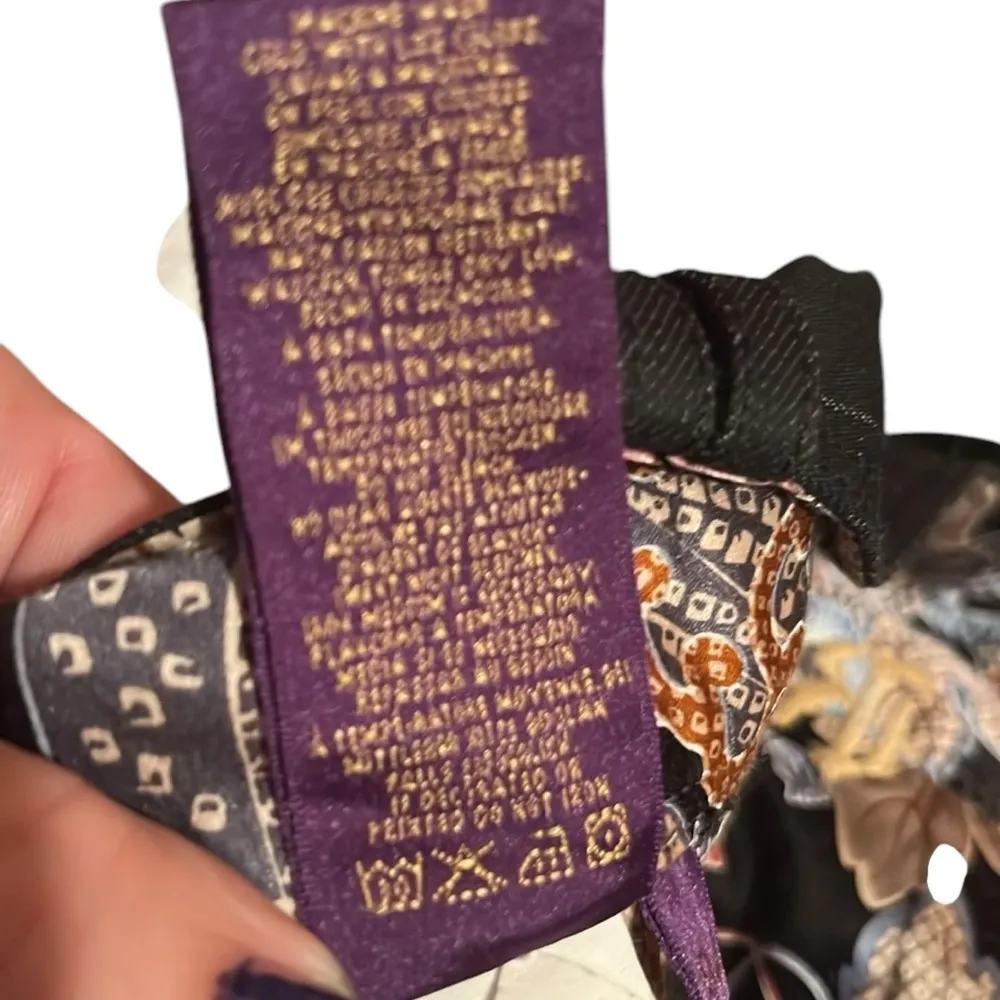 RICH & SKINNY Women's SIZE 24 Black Pinstripe wide leg slacks high waisted - Image 8