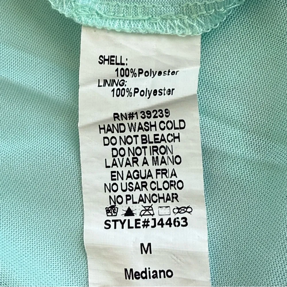 Tobi Skater Style Mini Skirt W/ Lace Detail Hem • Sz M - Image 7