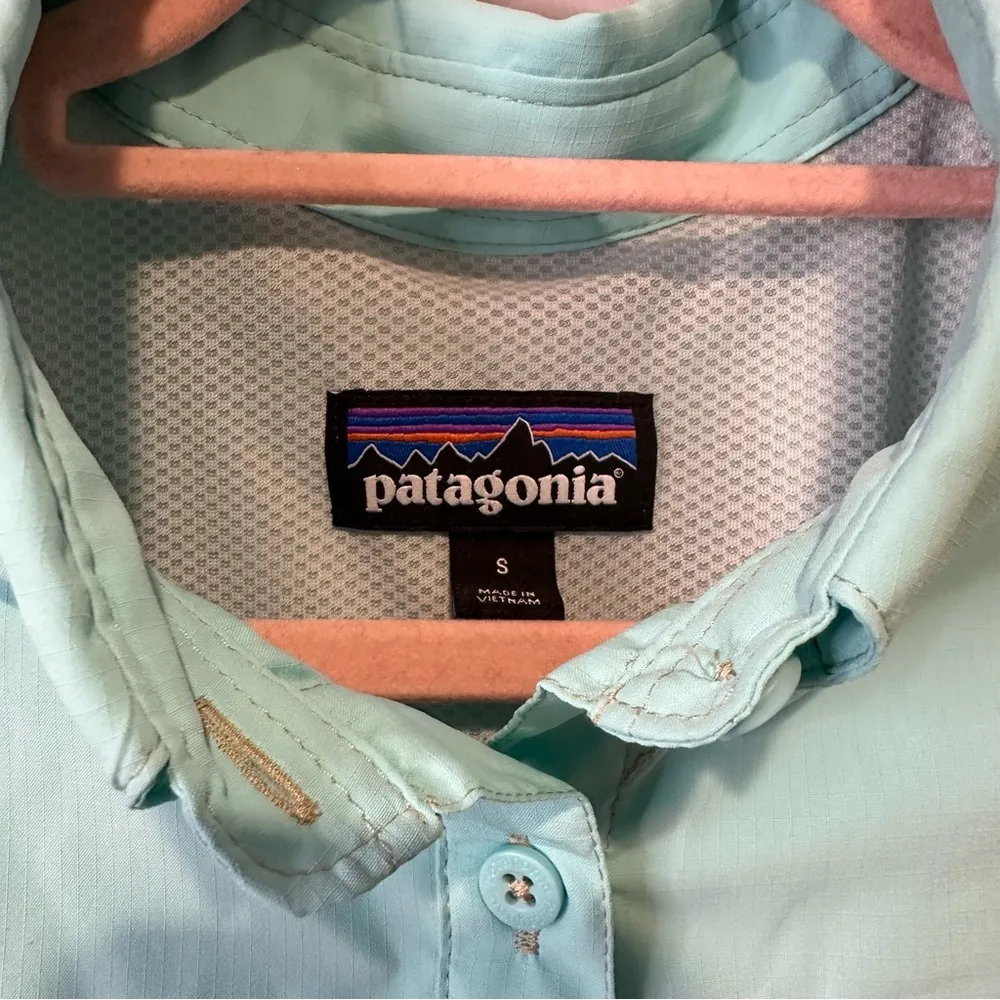 patagonia sol patrol button down shirt size small women’s - Image 2