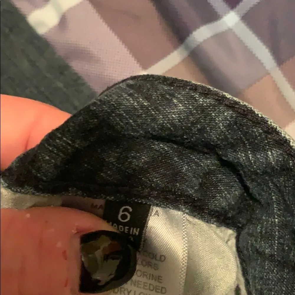 Capris 5/$25 - Image 4