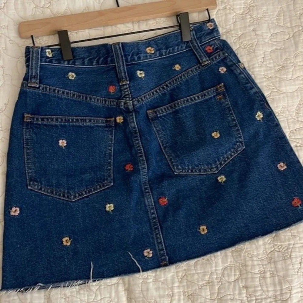 Madewell NWOT Embroidered Denim Mini Skirt Confetti Floral Limited Edition Dark - Image 3