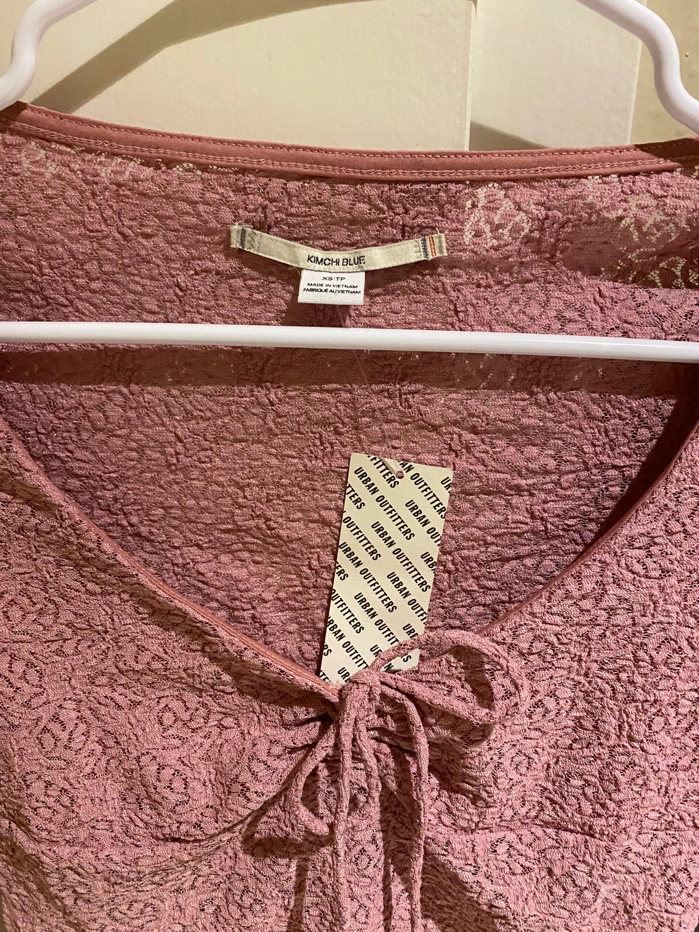 NWT urban outfitters pink Lace long sleeve Top - Image 4