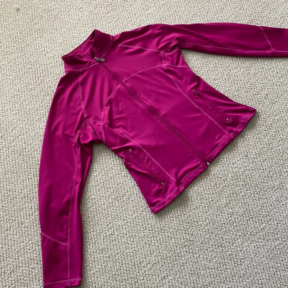 Champion  Magenta Full Zip Athletic Jacket Size Medium Sweater Run Train M EUC - Image 2
