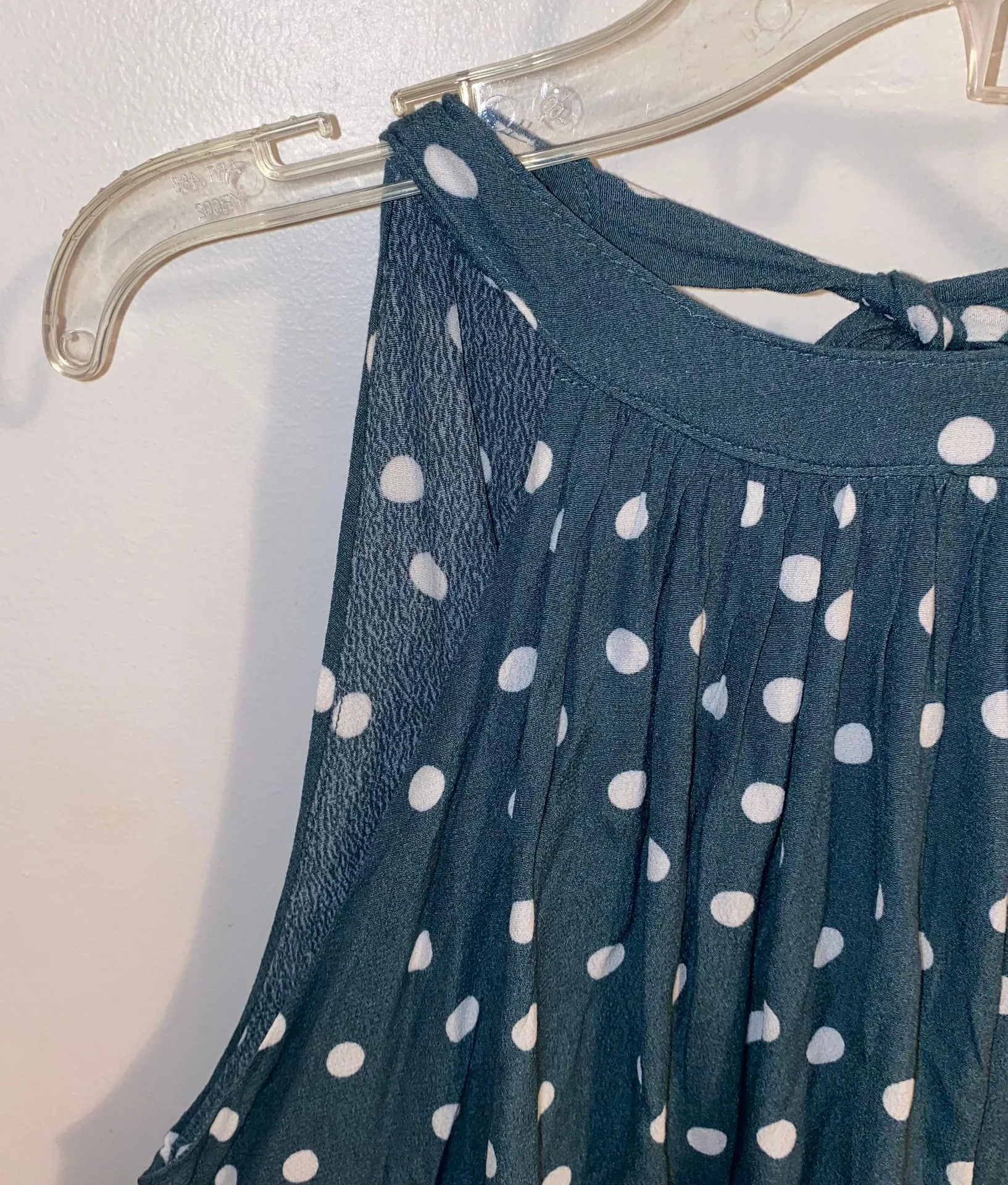 FATE. NWT Kaitlynn Green Polka Dotted Tie-Back High Scoop Neck Romper S - Image 8