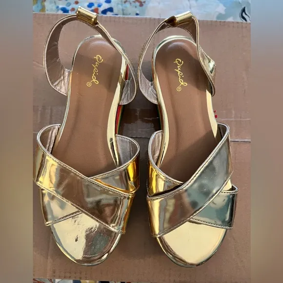 Qupid  8 Rainbow Pride Gold Platform Flatform Sandals - Image 2