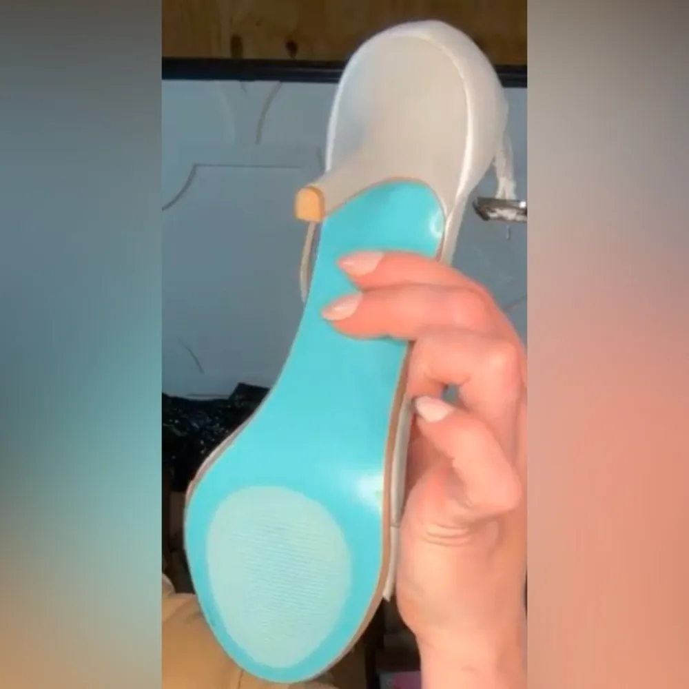 Betsey Johnson Gina Jeweled Ankle Strap Dress Sandals Ivory Satin Stiletto Heels - Image 15