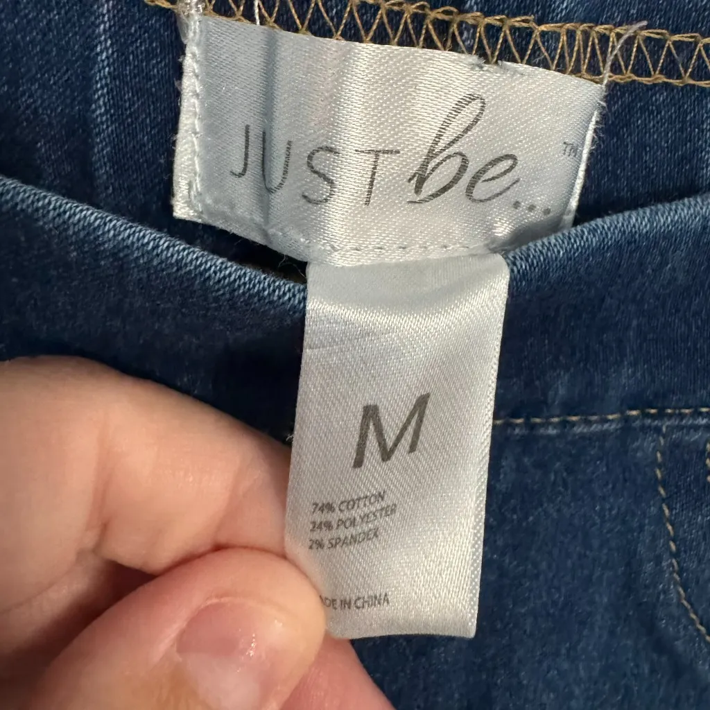 Just Be... Pull On Cropped Jeans Women's Size Medium Cotton Blend Rolled Hem - Image 6