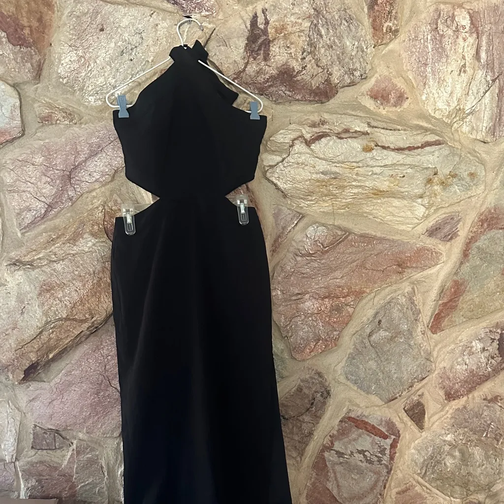 Commense Crisscross Cutout Halter Split Knit Long Dress size small Black - Image 3