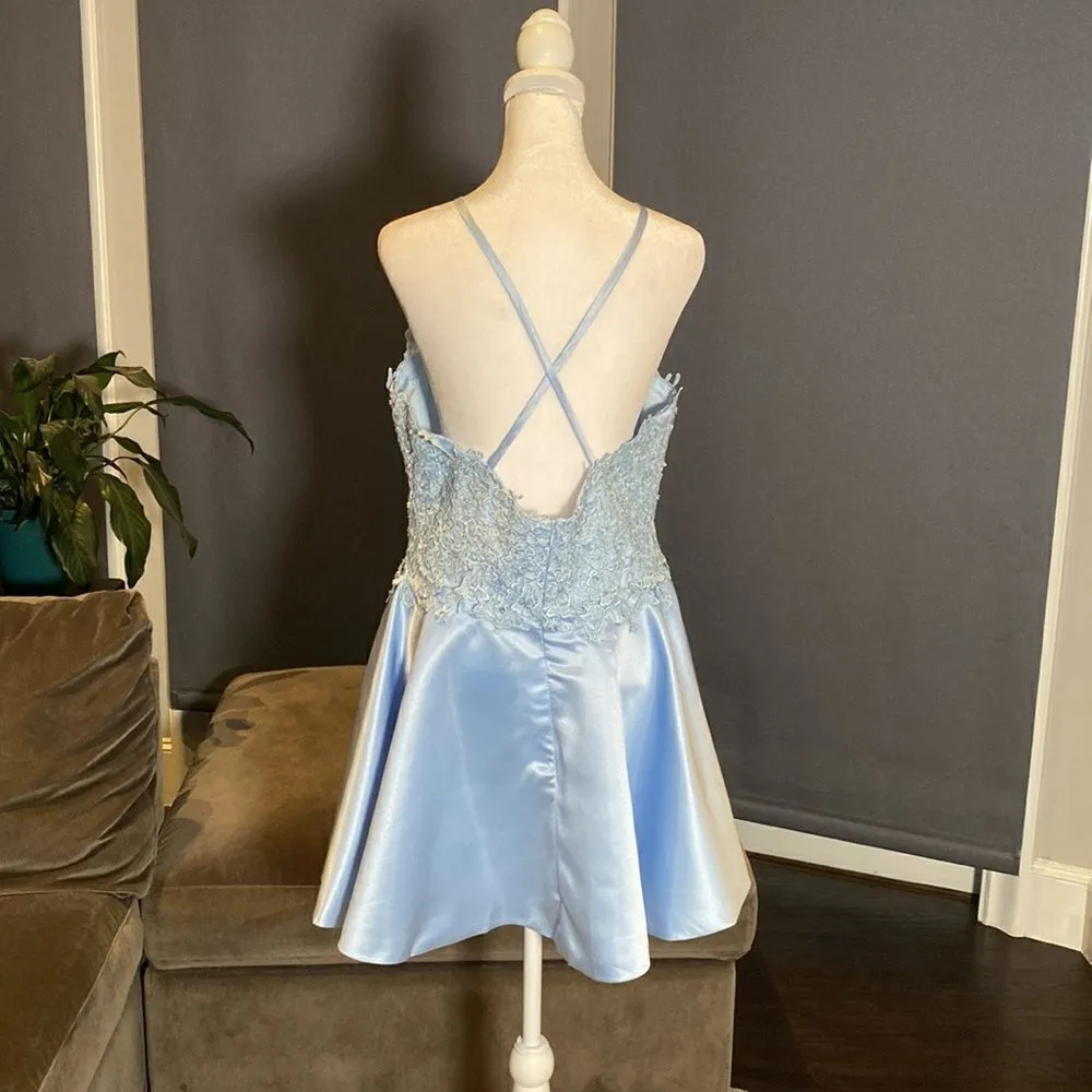 Women’s Pale Blue Halter Neck Lace Appliqué Prom Party Homecoming Dress Size 12 - Image 5