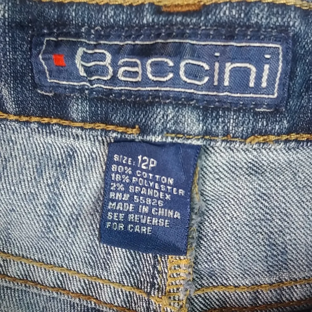 Baccini 12P 28 Jeweled Flap Button Pocket Jeans - Image 7