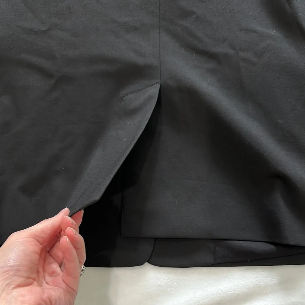 Black Tailored Blazer with Notched Lapels Size 12 - Image 3