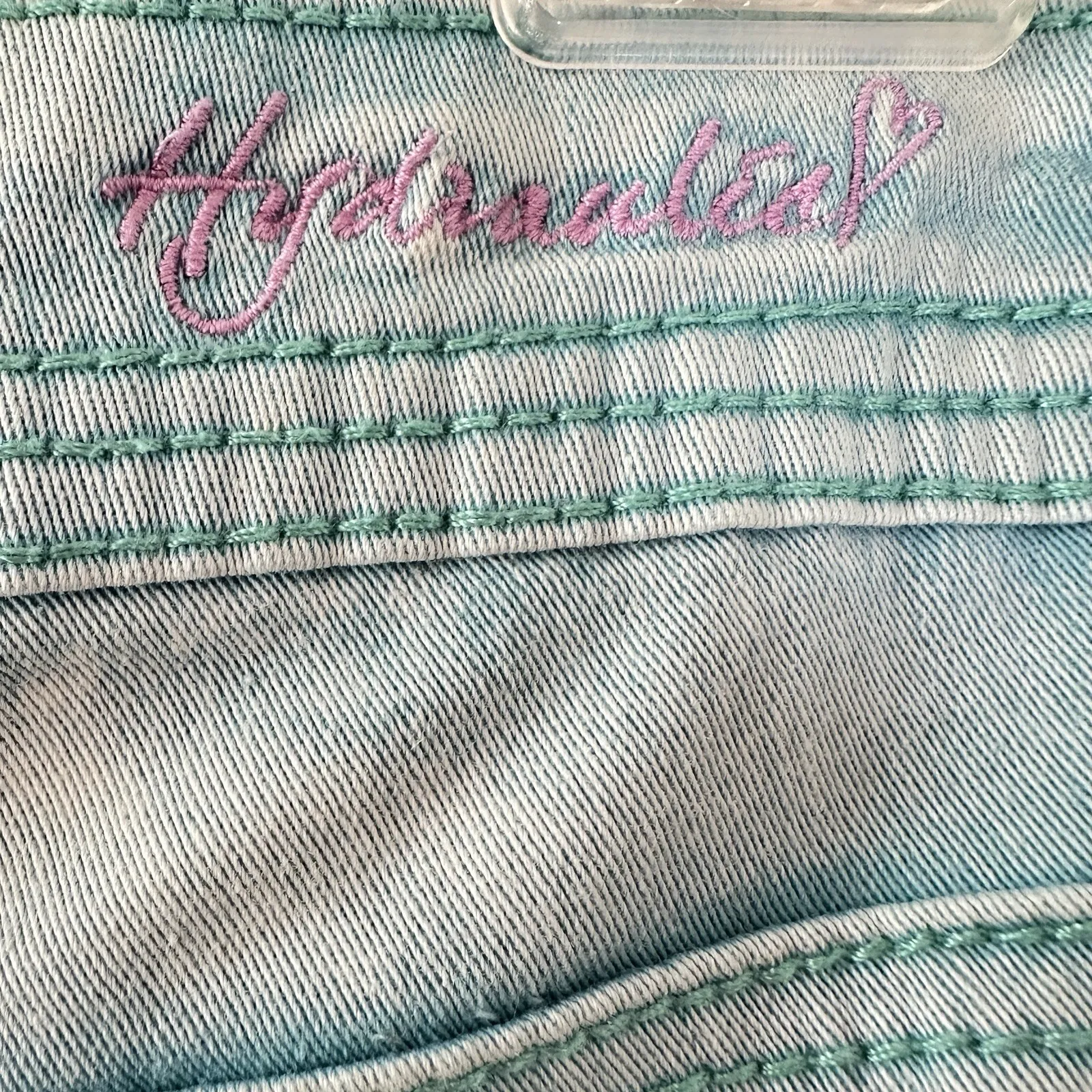 Y2K Hydraulic Women's Light Aqua Blue Cropped Straight Leg Jeans Size 10 Stretch - Image 7