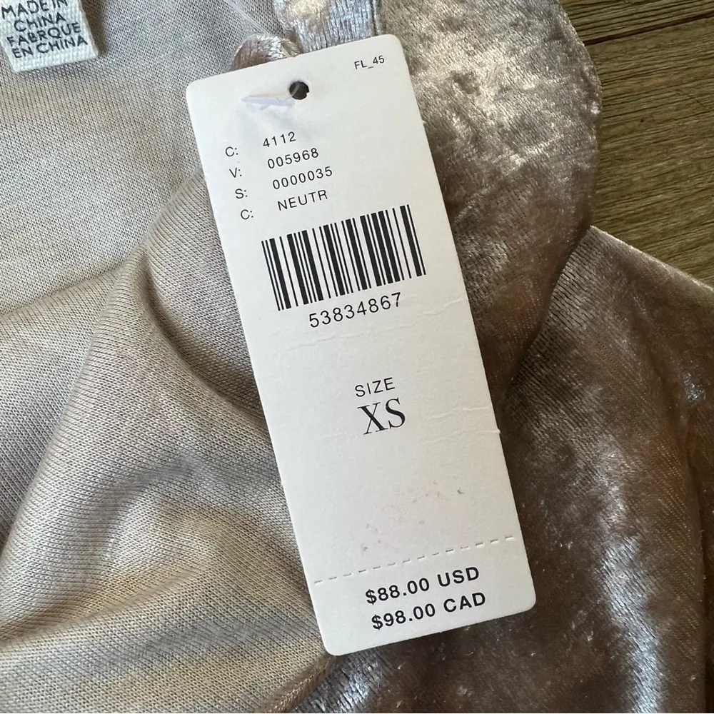 NWT Anthropologie Porridge Jessie Velvet Halter Top - Image 9