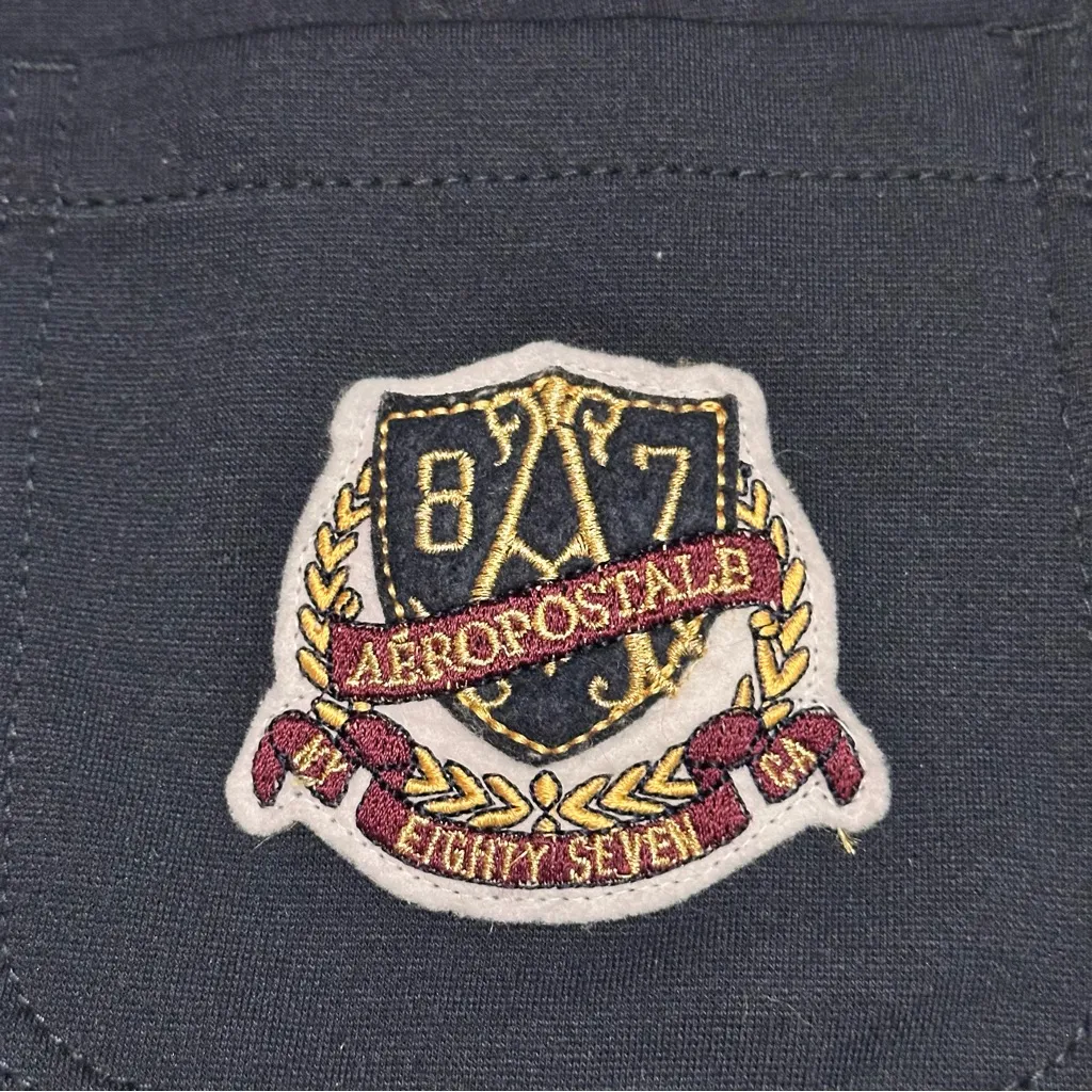 Aeropostale Collegiate Crest Patch  Navy Blazer with Cream Trim size M - Image 8