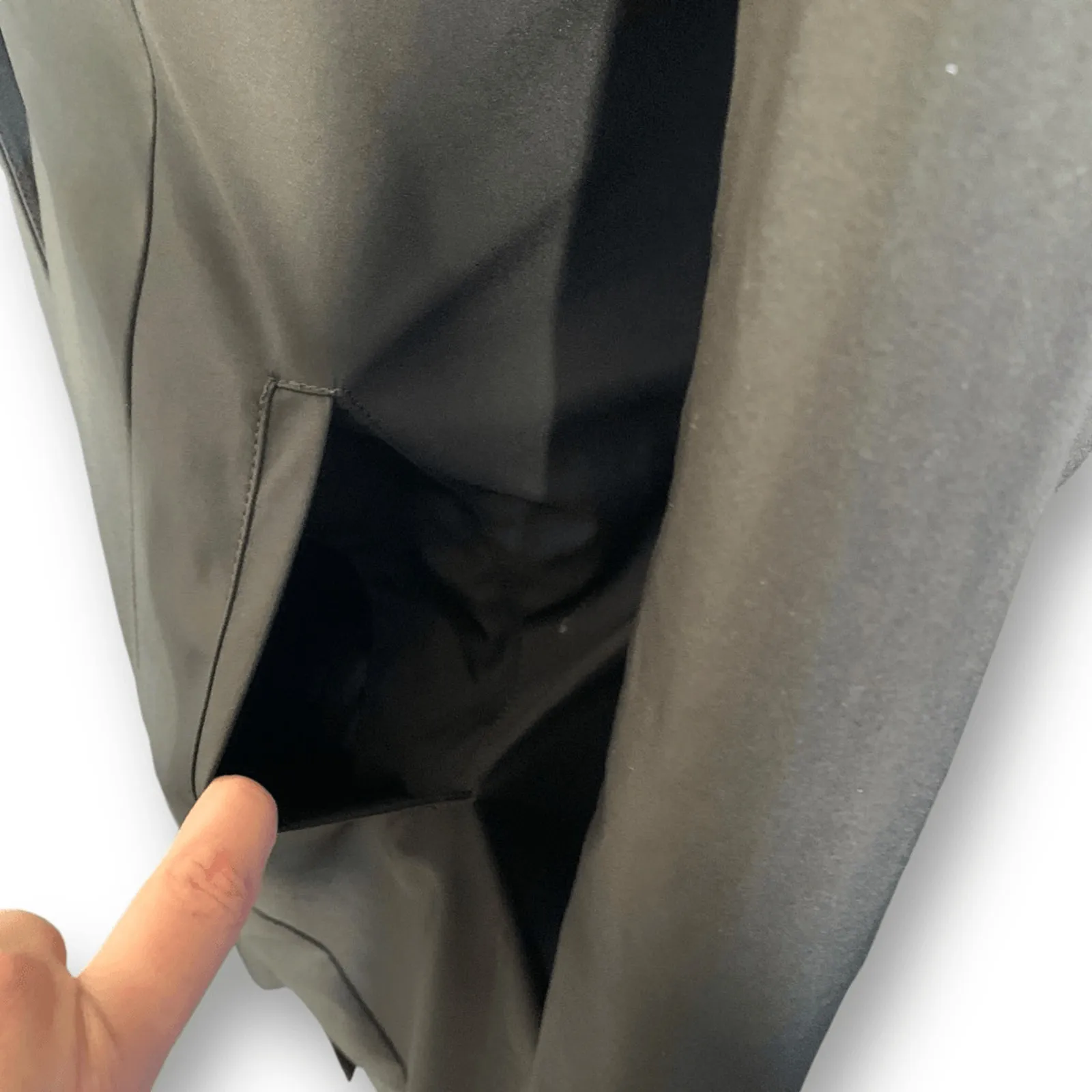 St John Black Long Coat Removable Real Fox Fur Collar Luxe Winter Elegance 12 - Image 7