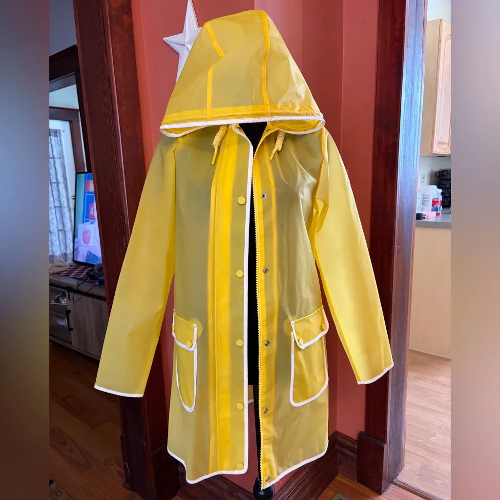 NWOT-Hunter Yellow Hooded Rain Coat - Image 2