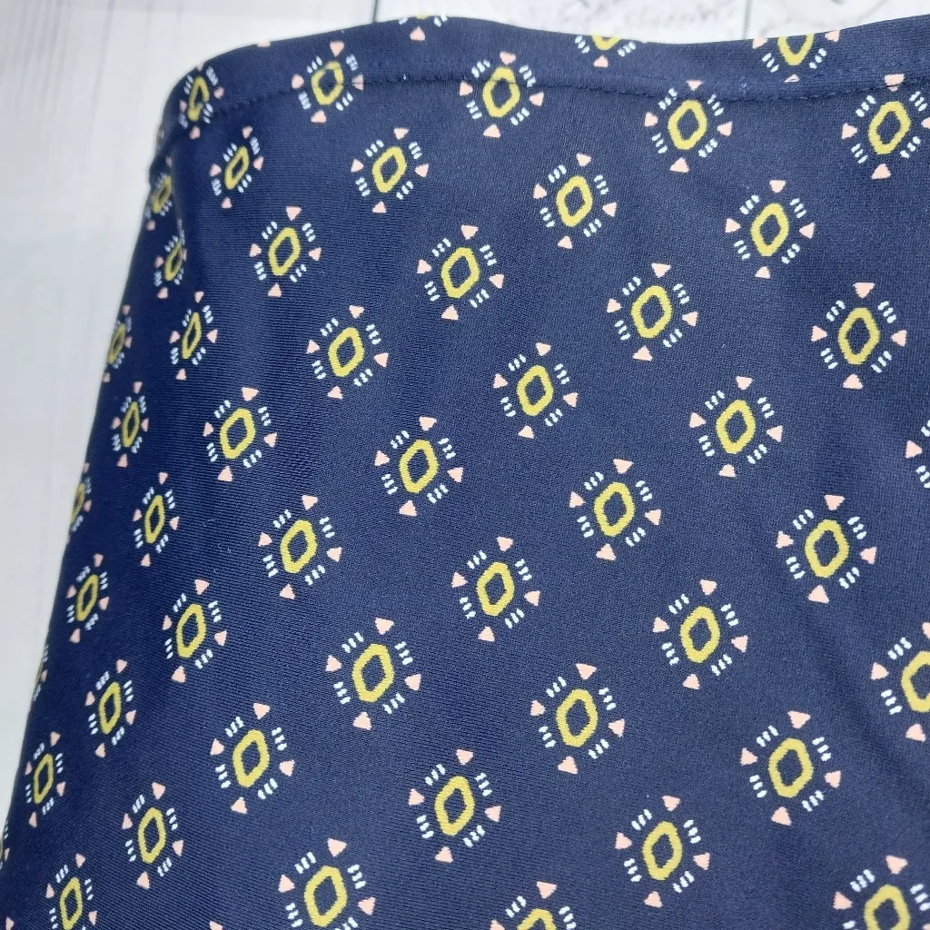 Kona Sol Keyhole Navy Blue Patterned Tankini - Image 3