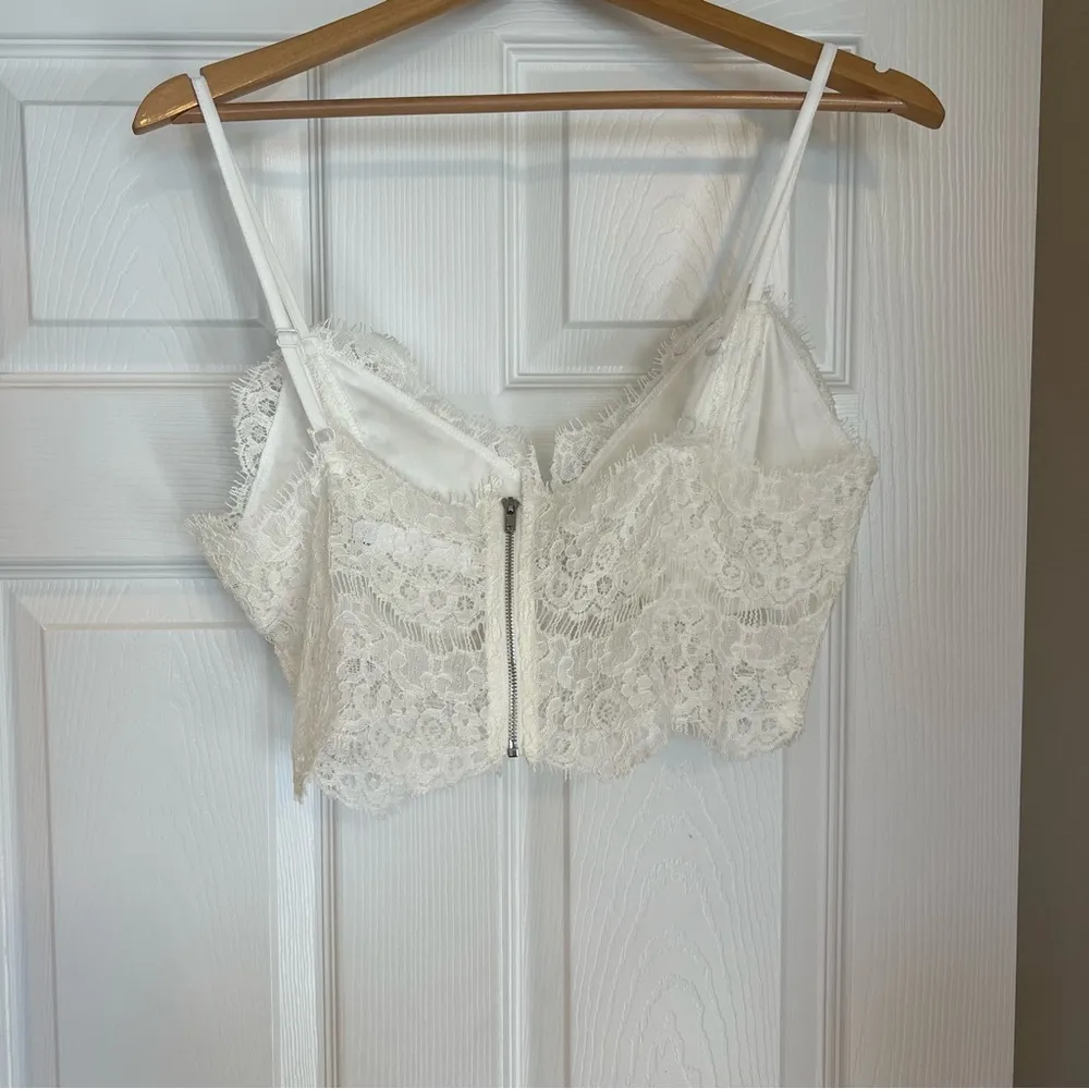 Missguided Cream Lace Cropped Top Bralette Size 10 Lingerie Sexy Back Zi… - Image 2