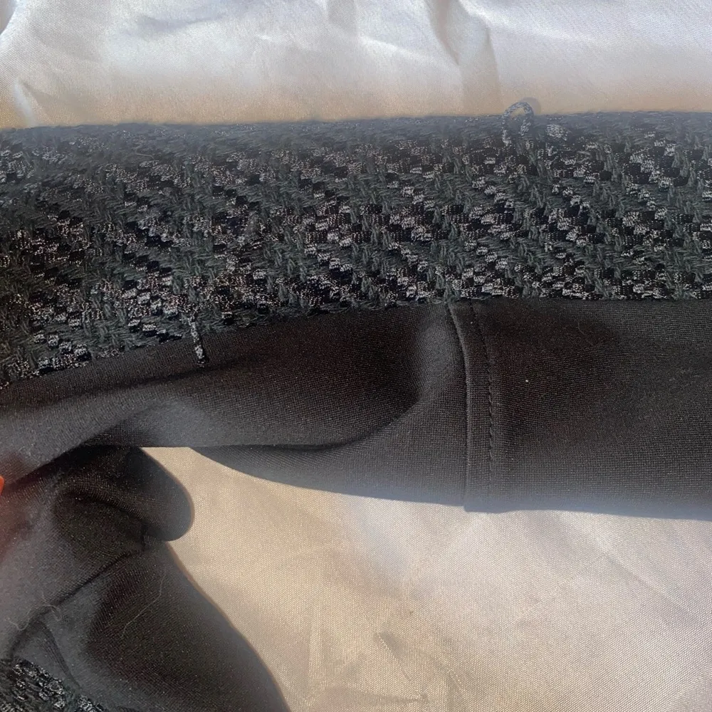 Calvin Klein NWT  zip front tweed blazer - Image 6