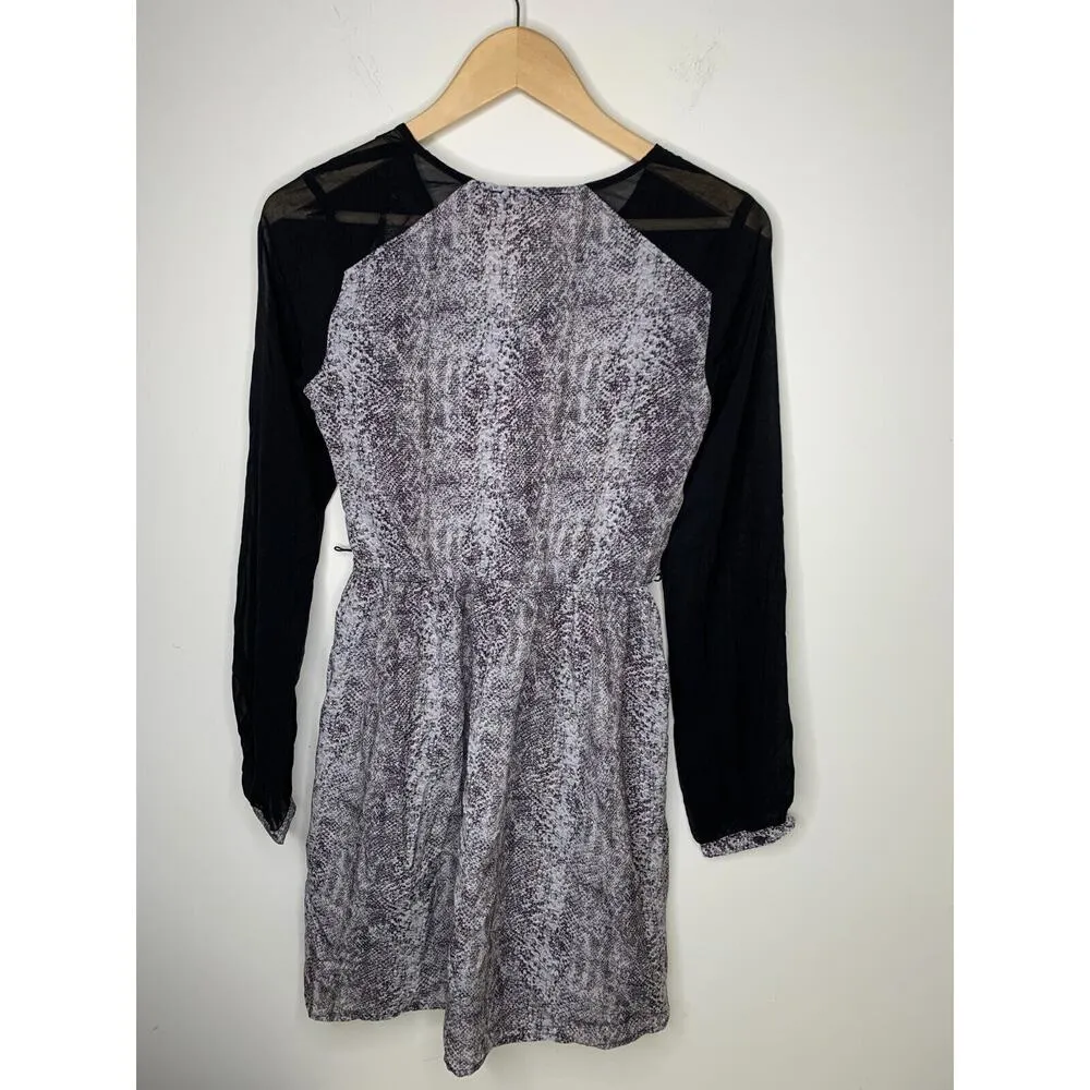 Doe & Rae Modcloth Womens Size Small Dress Sheath Snake Print Long Sleeve Sheer - Image 3