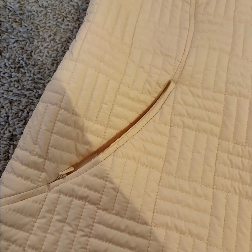 Cutter & Buck Puffer Vest Size XL Quilted Butter Yellow Packable Gorpcore U1 - Image 7