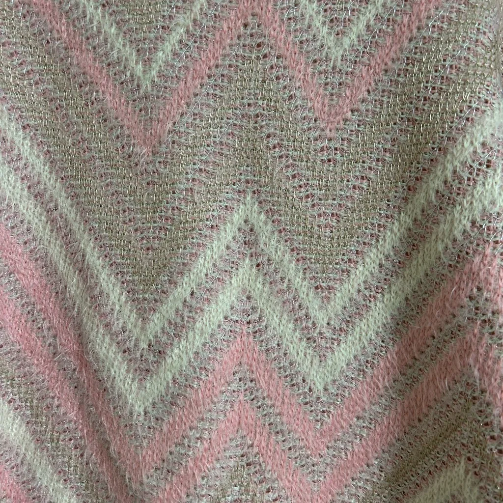 Zara Pink and White‎ Textured Chevron Sweater Metallic Thread Size Large - Image 3