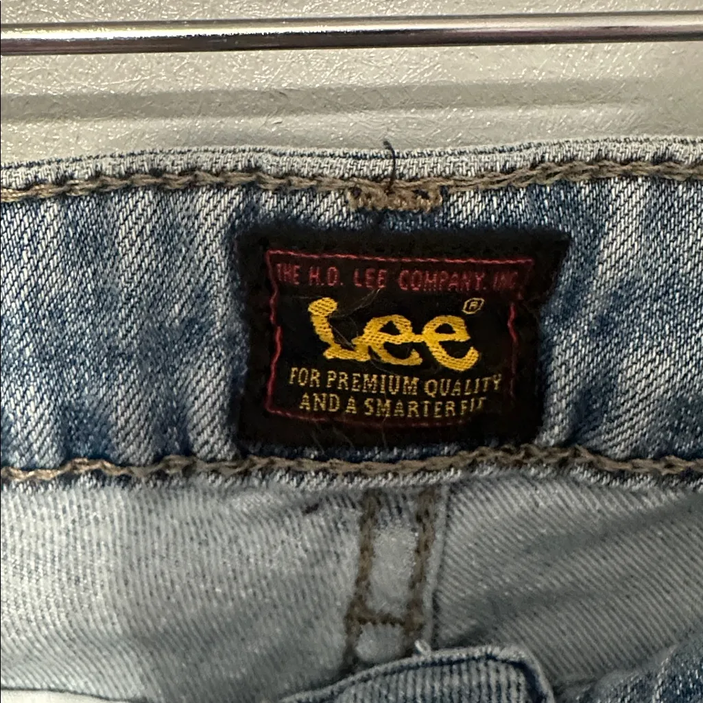 Lee Relaxed Fit Light Wash Jeans‎ - Image 3